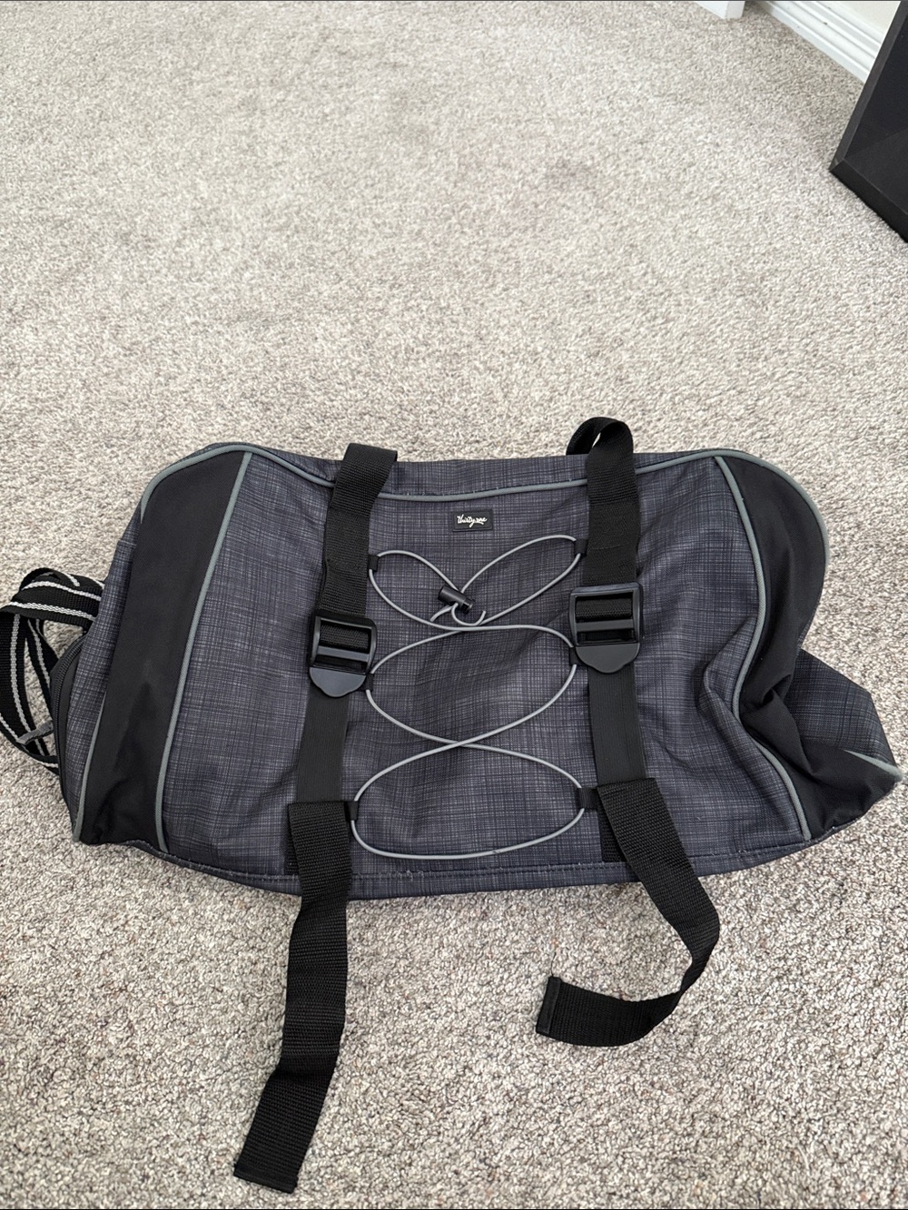 Thirty-One Signature Pro Duffle Bag Black and Gray
